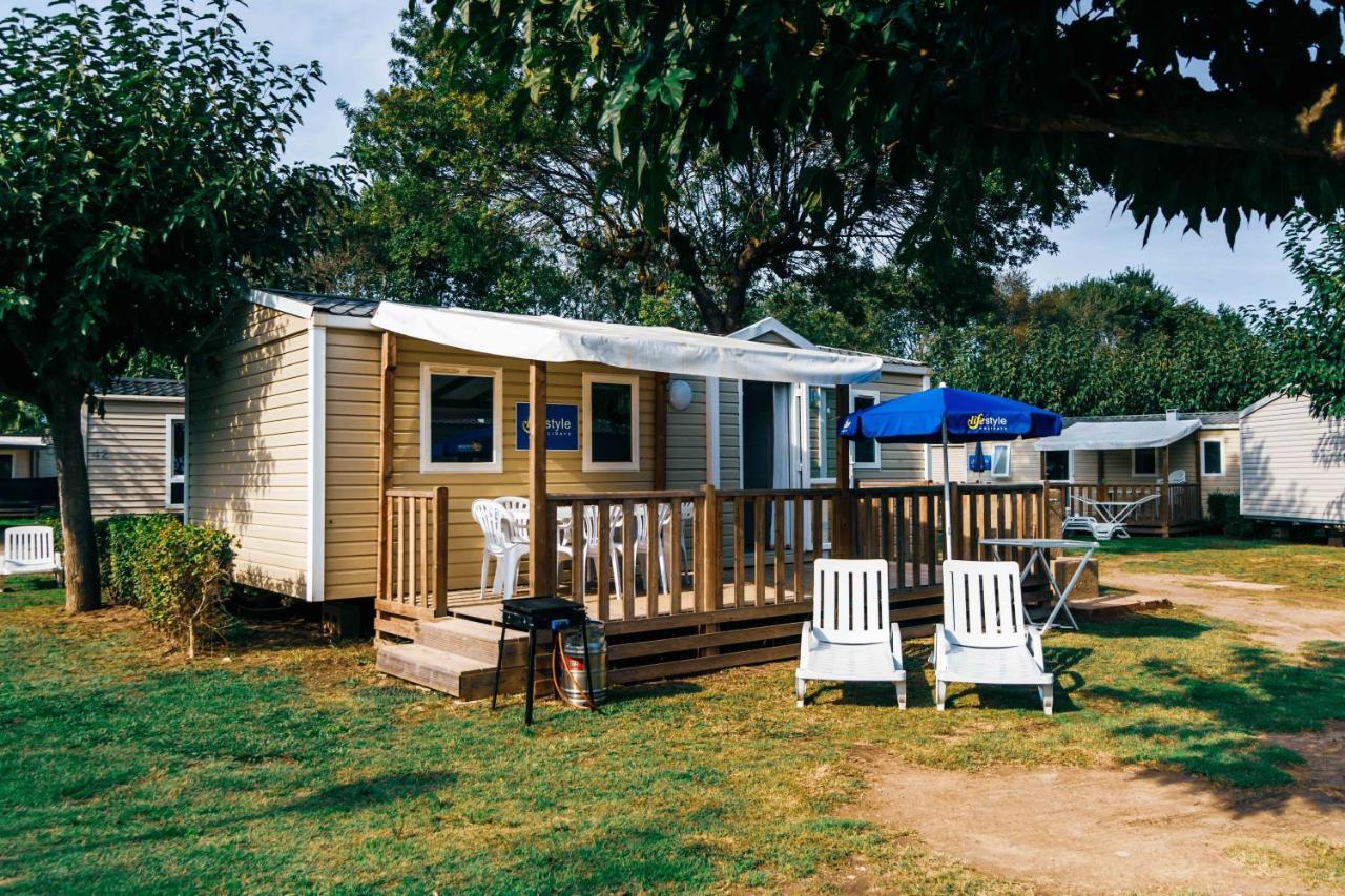 Castell Montgri - Mobile Homes By Lifestyle Holidays Л'Естартіт Екстер'єр фото