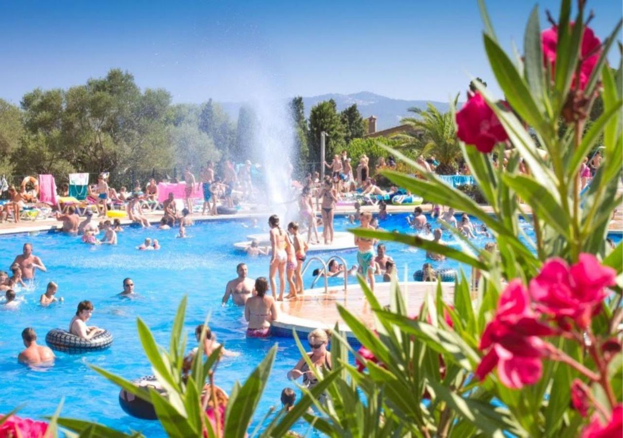 Castell Montgri - Mobile Homes By Lifestyle Holidays Л'Естартіт Екстер'єр фото