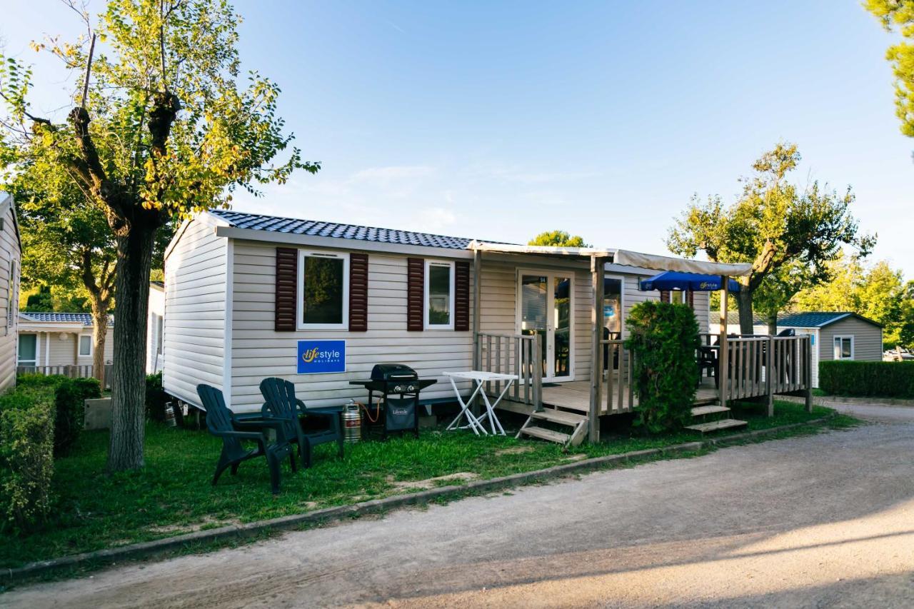 Castell Montgri - Mobile Homes By Lifestyle Holidays Л'Естартіт Екстер'єр фото